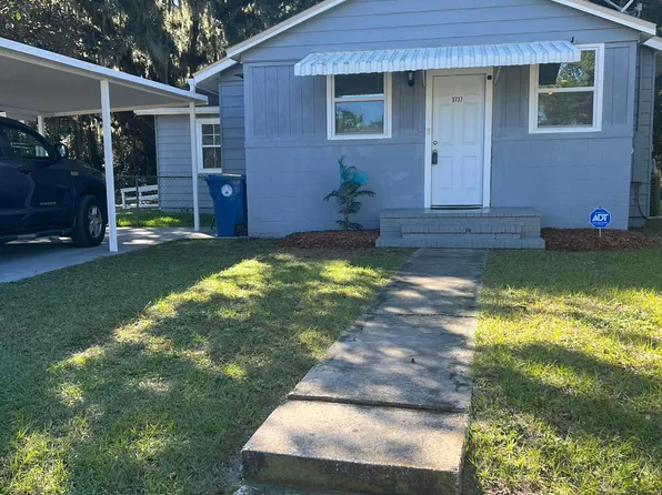 3737 RIBAULT SCENIC Drive, Jacksonville, FL 32208