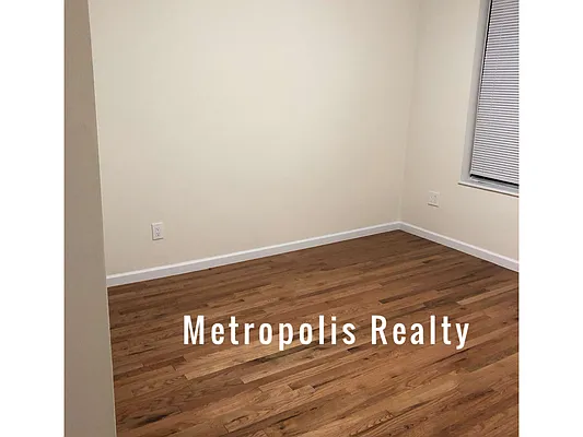 Rented by Metropolis International Realty Inc. | media 30