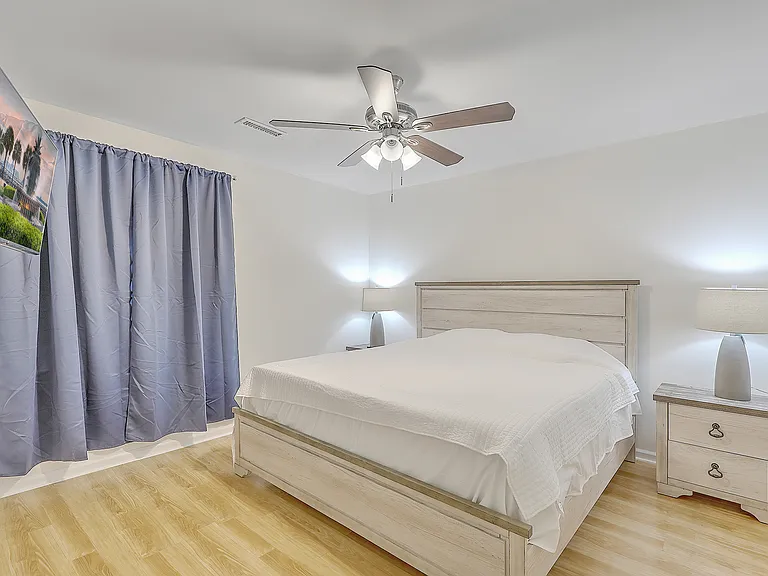 616 Semaht St — Photo 13