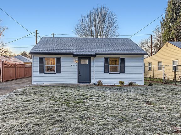 2nd image of 2403 W 31st Street