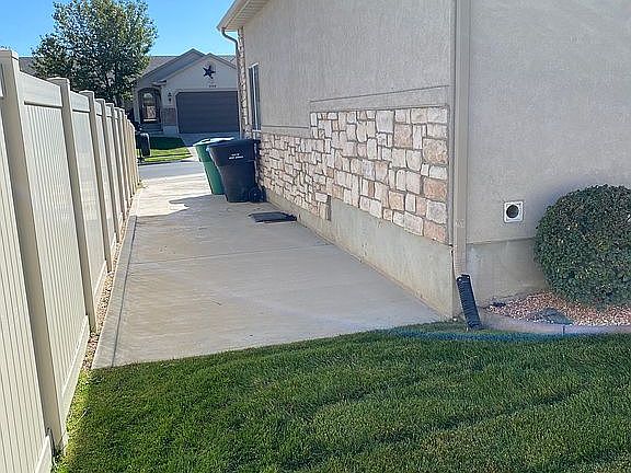 5th image of 5766 W Como Ln