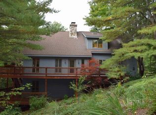 9930 N Long Lake Rd, Traverse City, MI 49685