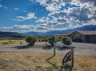 2182 Southfork Rd, Meeteetse, WY 82433