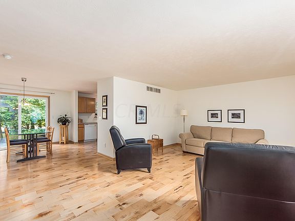 2nd image of 66 W River View Dr