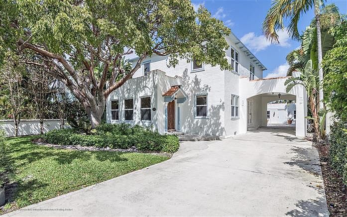 1st image of 213 Greymon Dr