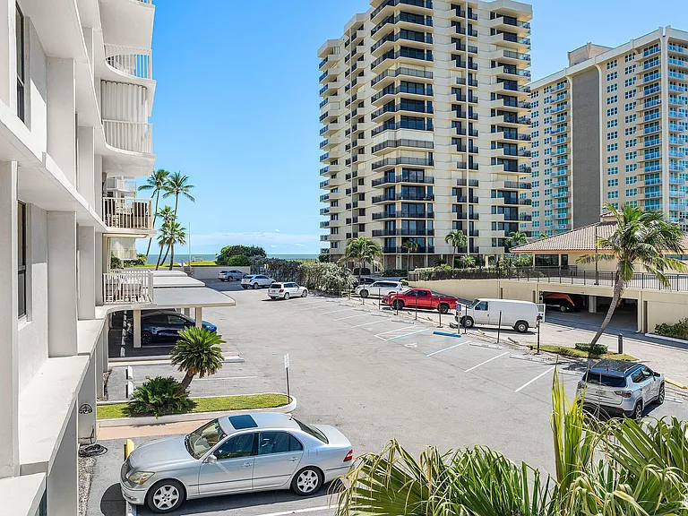 5480 N Ocean Dr #B1C — Photo 27