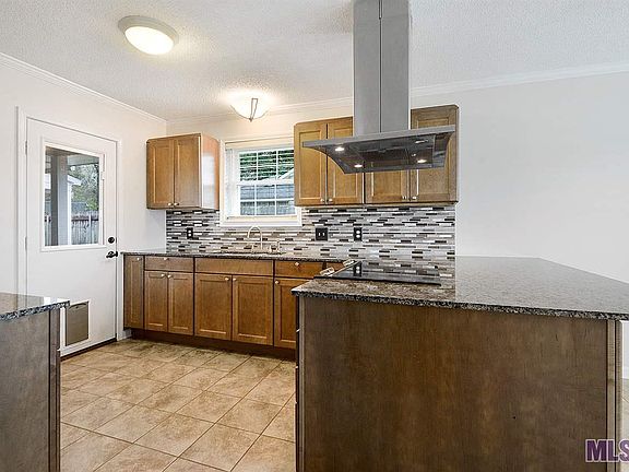 2nd image of 17535 Lawnside Ave