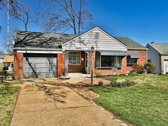 3rd image of 6609 E Yorkshire Dr