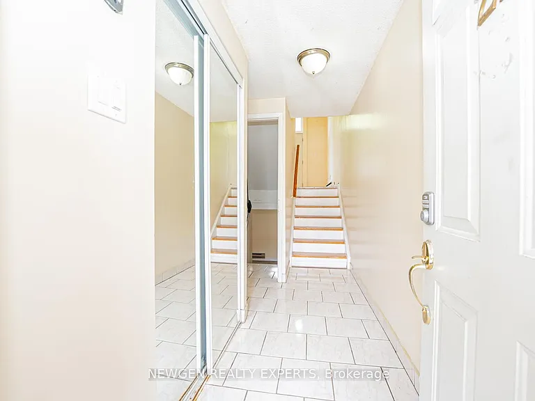 27 Briar Path — Photo 2