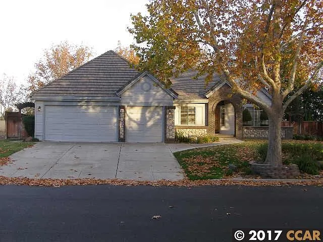 630 Garland Way photo 1