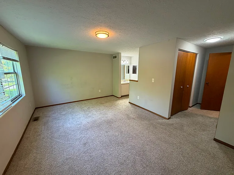 1762 Queensbridge Dr #1 — Photo 21