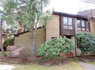 407 Willowbrook Dr, North Brunswick, NJ 08902