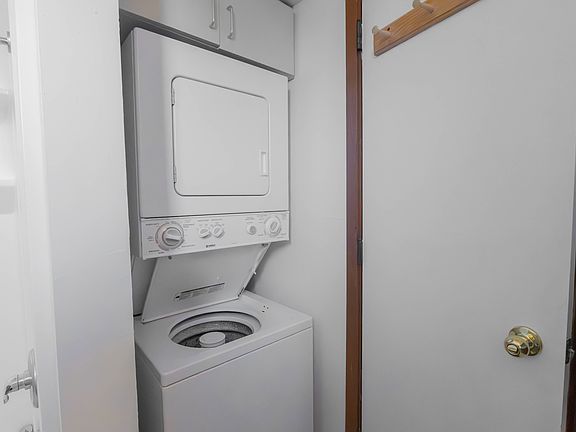 5th image of 207 3rd St #330