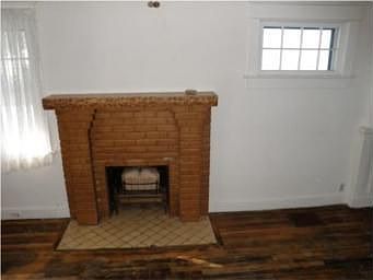 4th image of 1420 Colorado Ave