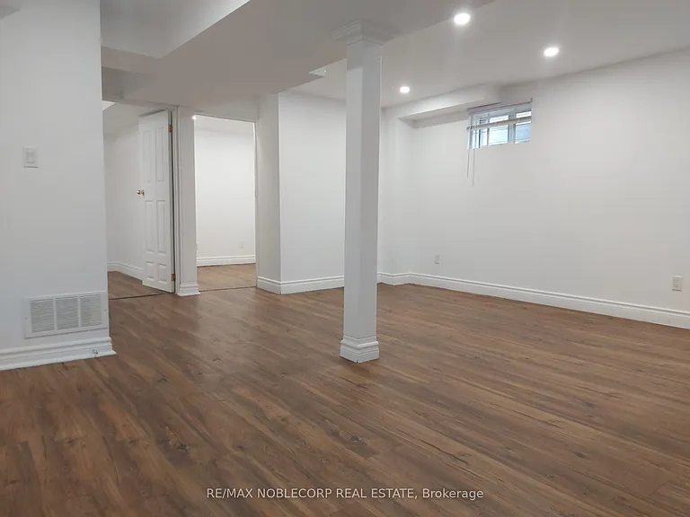 40 Gray Cres #BASEMENT — Photo 2