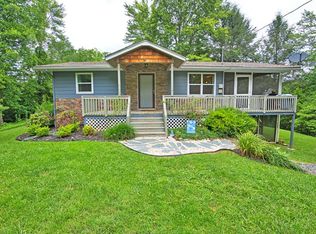 175 Hollyview Cir, Franklin, NC 28734