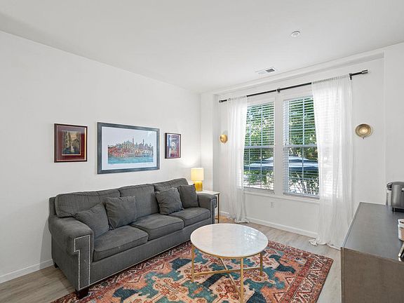 5th image of 3746 Whitworth Dr