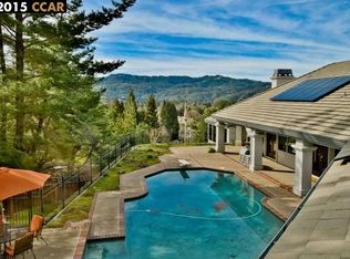 26 Heritage Oaks Ct, Alamo, CA 94507