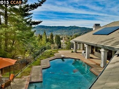 26 Heritage Oaks Ct, Alamo, CA, 94507