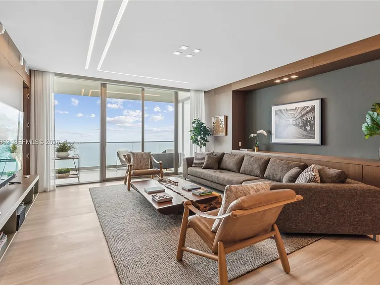 18975 Collins Ave #4502 — Photo 11