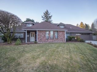 1011 Panorama Ct, Fircrest, WA 98466