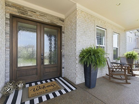 3rd image of 164 Telfair Ln