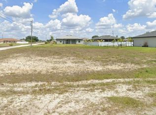 2105 NE 6th Ave, Cape Coral, FL 33909