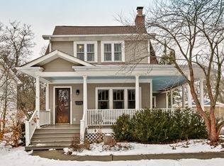 5528 Brookbank Rd, Downers Grove, IL 60516