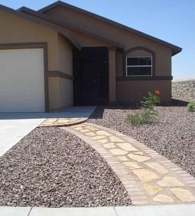 3rd image of 14000 Volcanic Rock Dr