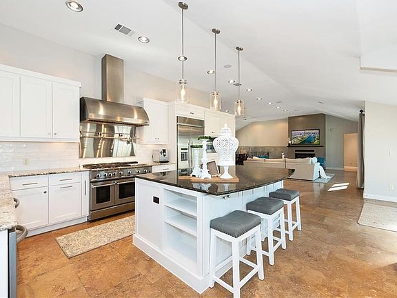 5th image of 4801 Crestway Dr