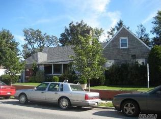 6659 78th St, Flushing, NY 11379