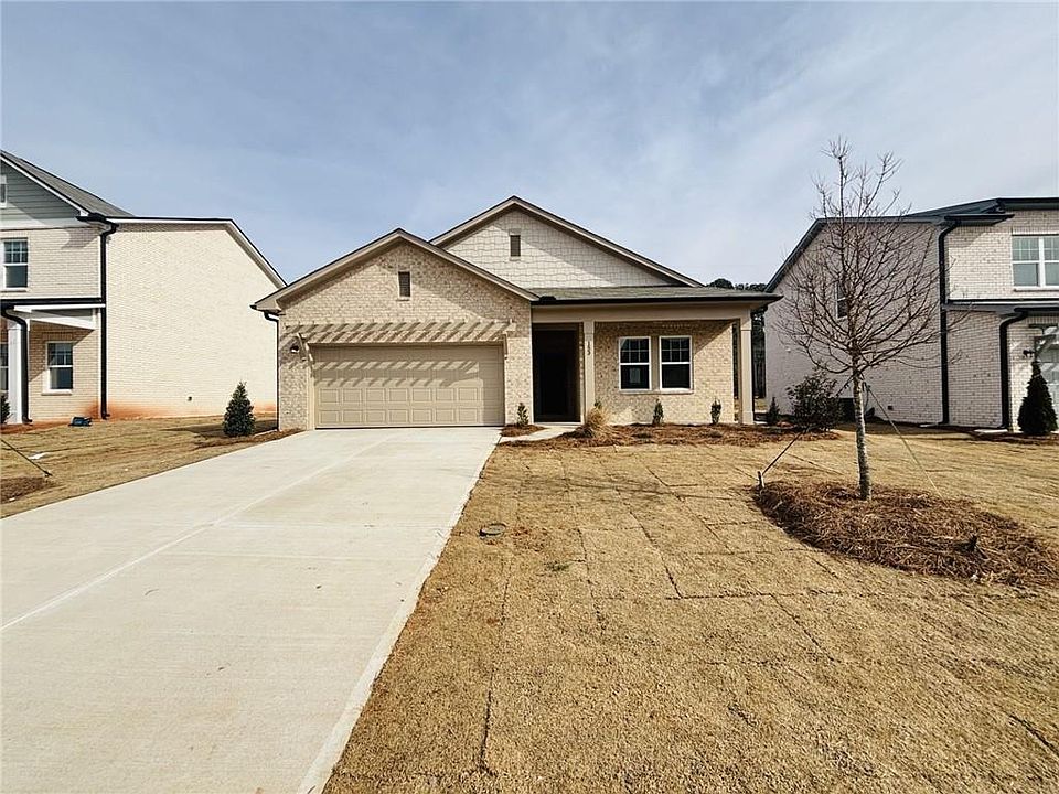1st image of 153 Maison Dr