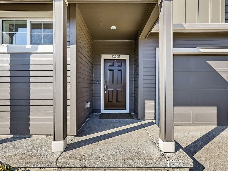 12705 SW Pyramid Ter — Photo 20