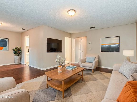 4th image of 11702 Tanager Dr