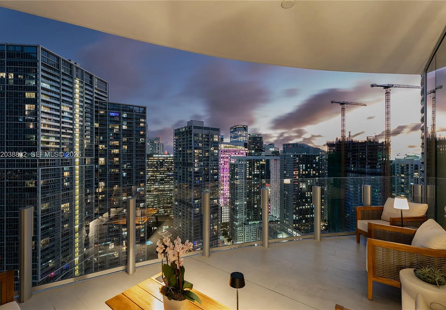 Aston Martin Residences — Photo 2