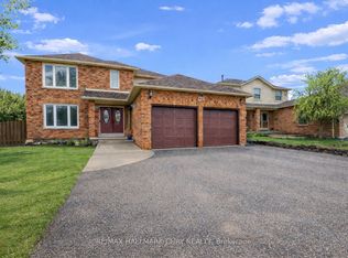120 Herrell Ave, Barrie, ON L4N6V1