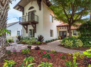 635 Columbia Ct, Sarasota, FL 34236