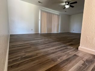 301 Brian Ln, Turlock, CA 95382