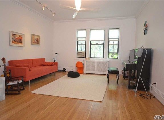 4th image of 1 Ascan Ave APT 31