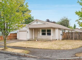 9339 SE Madison St, Portland, OR 97216