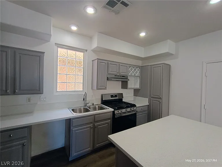 4432 Mount Penteli Ave — Photo 9