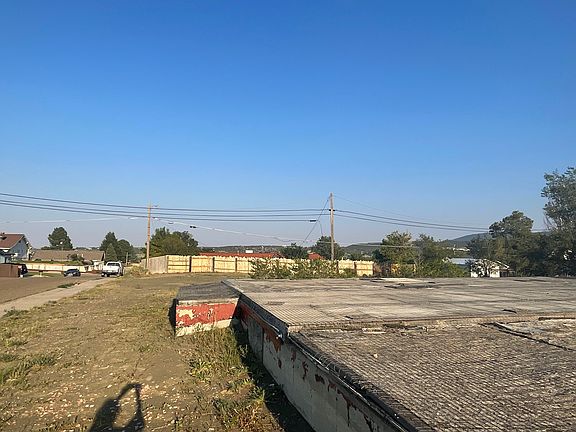 4th image of 1516 N Linden Ave