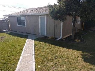 1011 16th St, Gothenburg, NE 69138