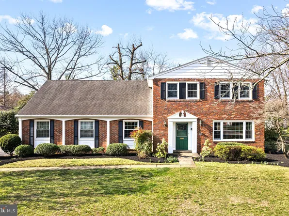 2809 Hunterdon Dr, Cinnaminson, NJ 08077