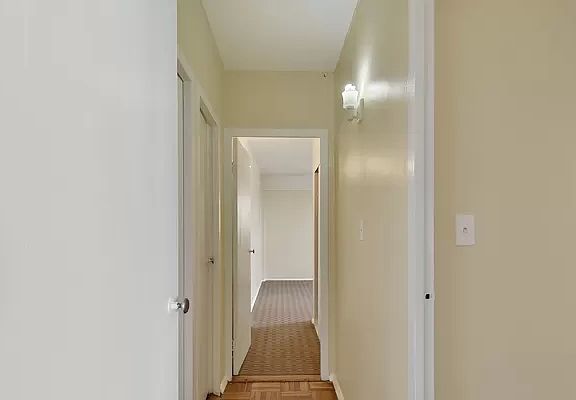 5th image of 8 Fordham Hill Oval APT 14B