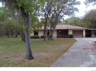 100 E Knightsbridge Pl, Lecanto, FL 34461