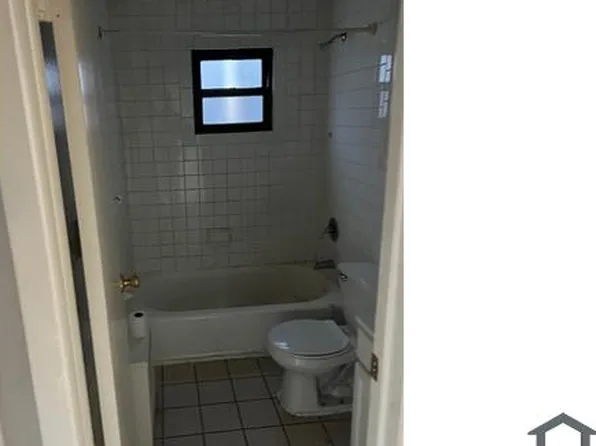 110 School St APT 2L, Yonkers, NY 10701