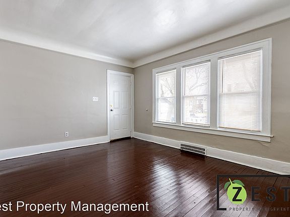 2nd image of 16840 Stoepel Ave #16838