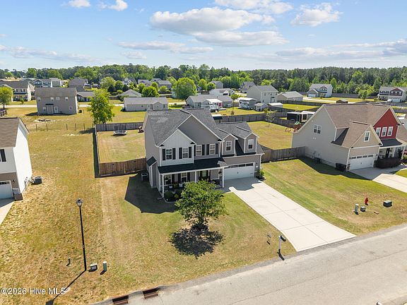 5th image of 98 Folly Court