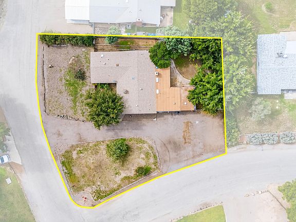 5th image of 1800 Meadow Ln